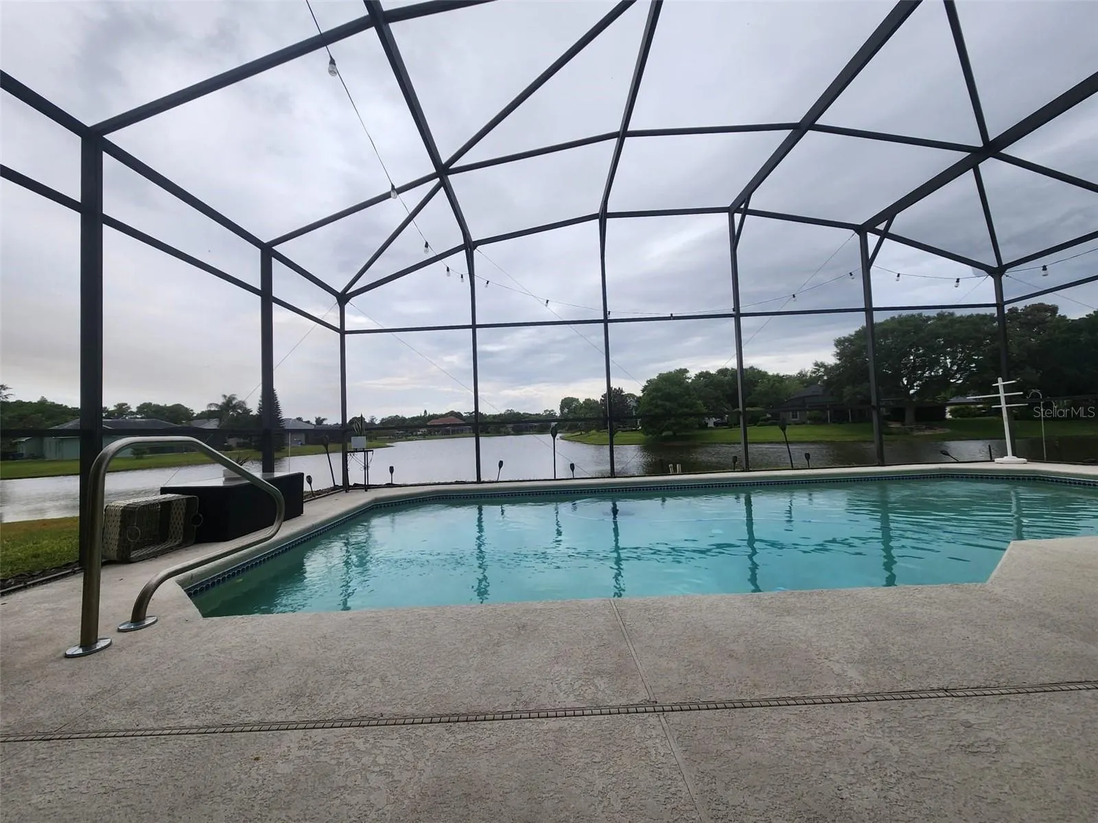 6002 RENAISSANCE CT