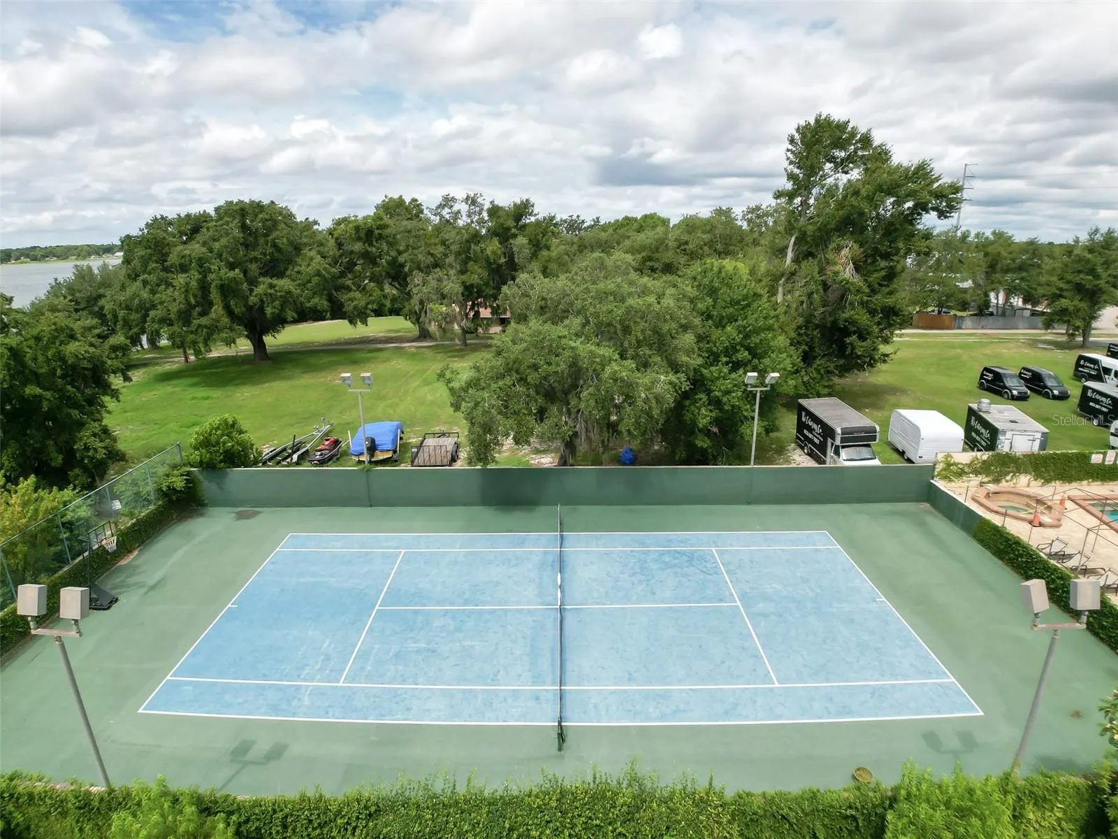 11 CASARENA CT