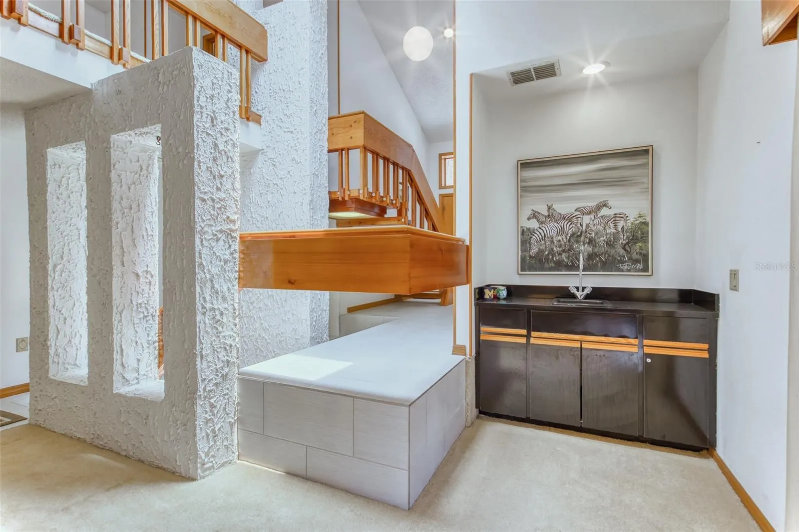 11 CASARENA CT