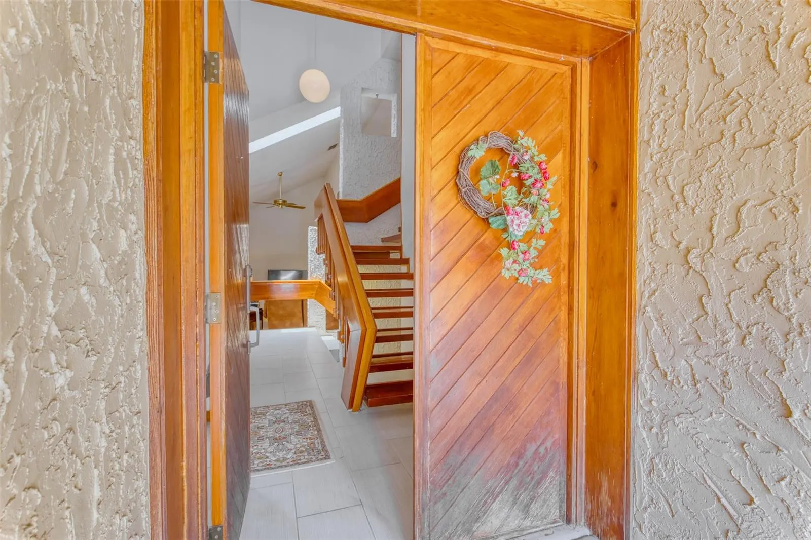 11 CASARENA CT
