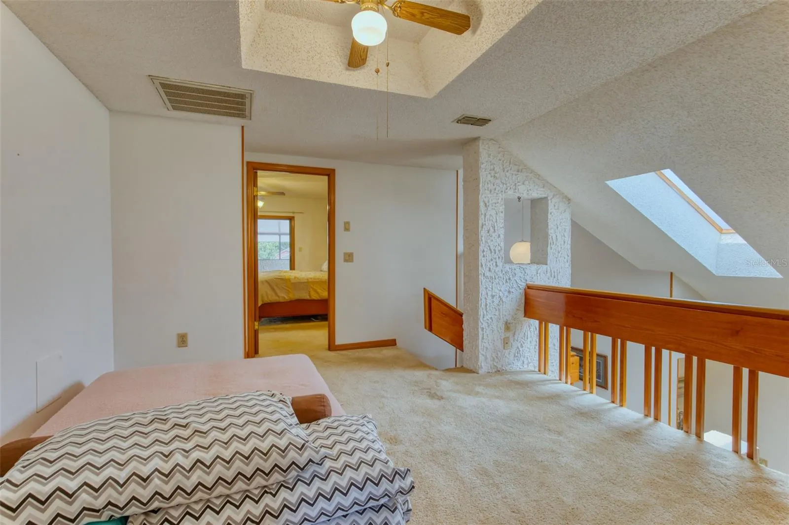 11 CASARENA CT