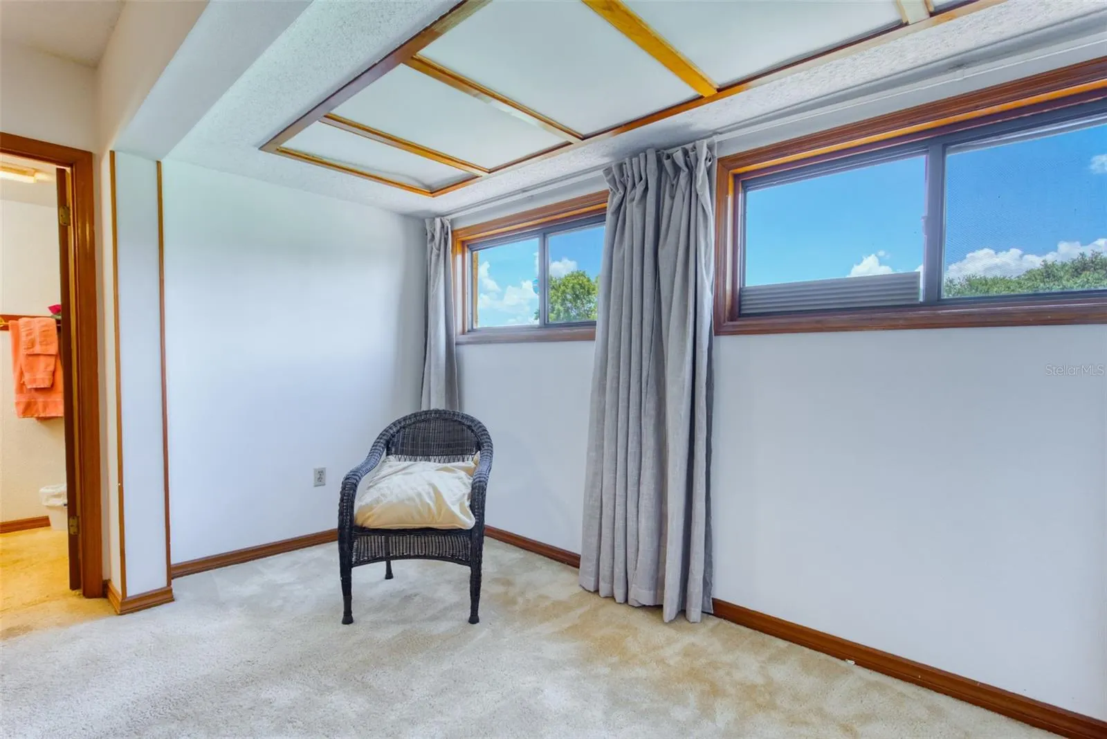 11 CASARENA CT
