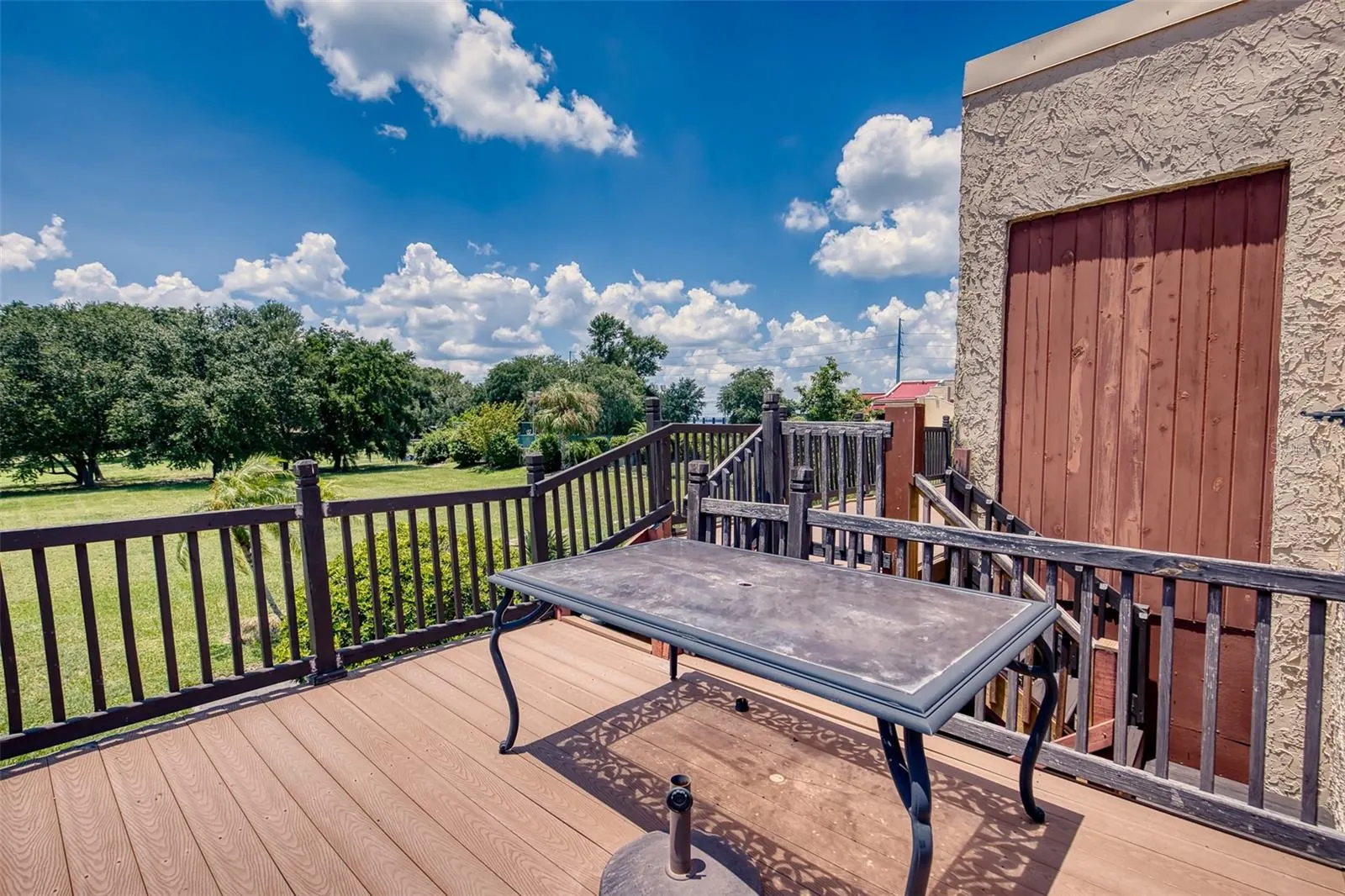11 CASARENA CT