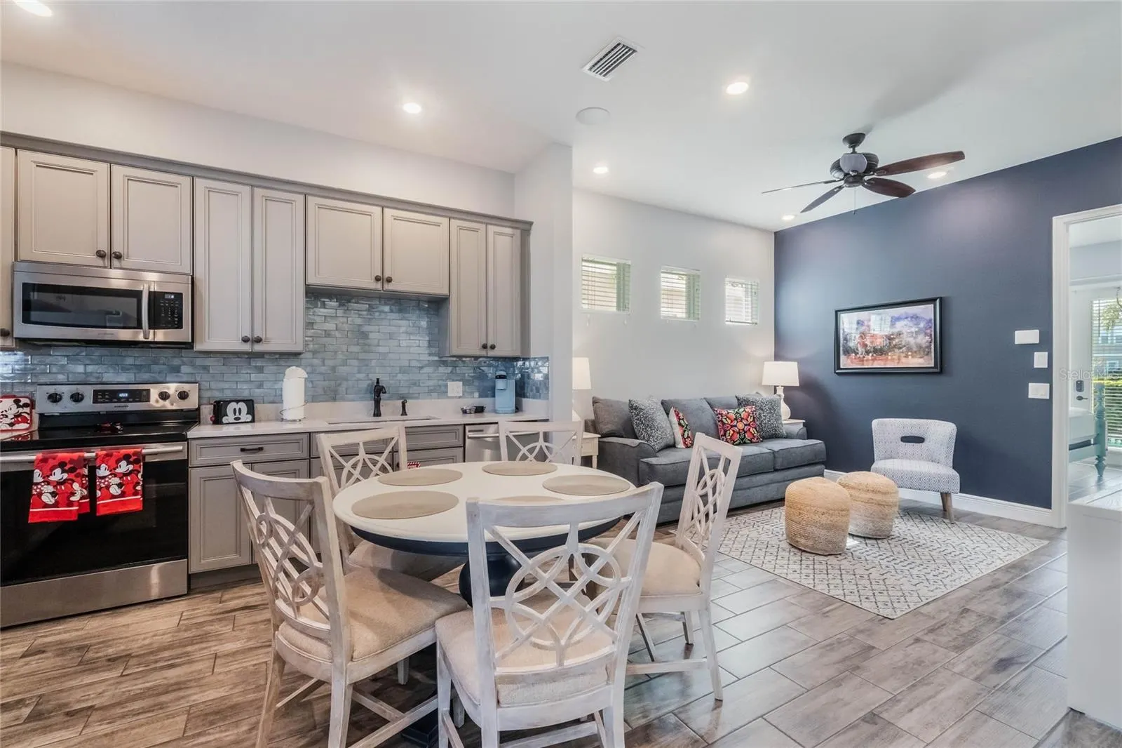 8008 SANDY TOES WAY