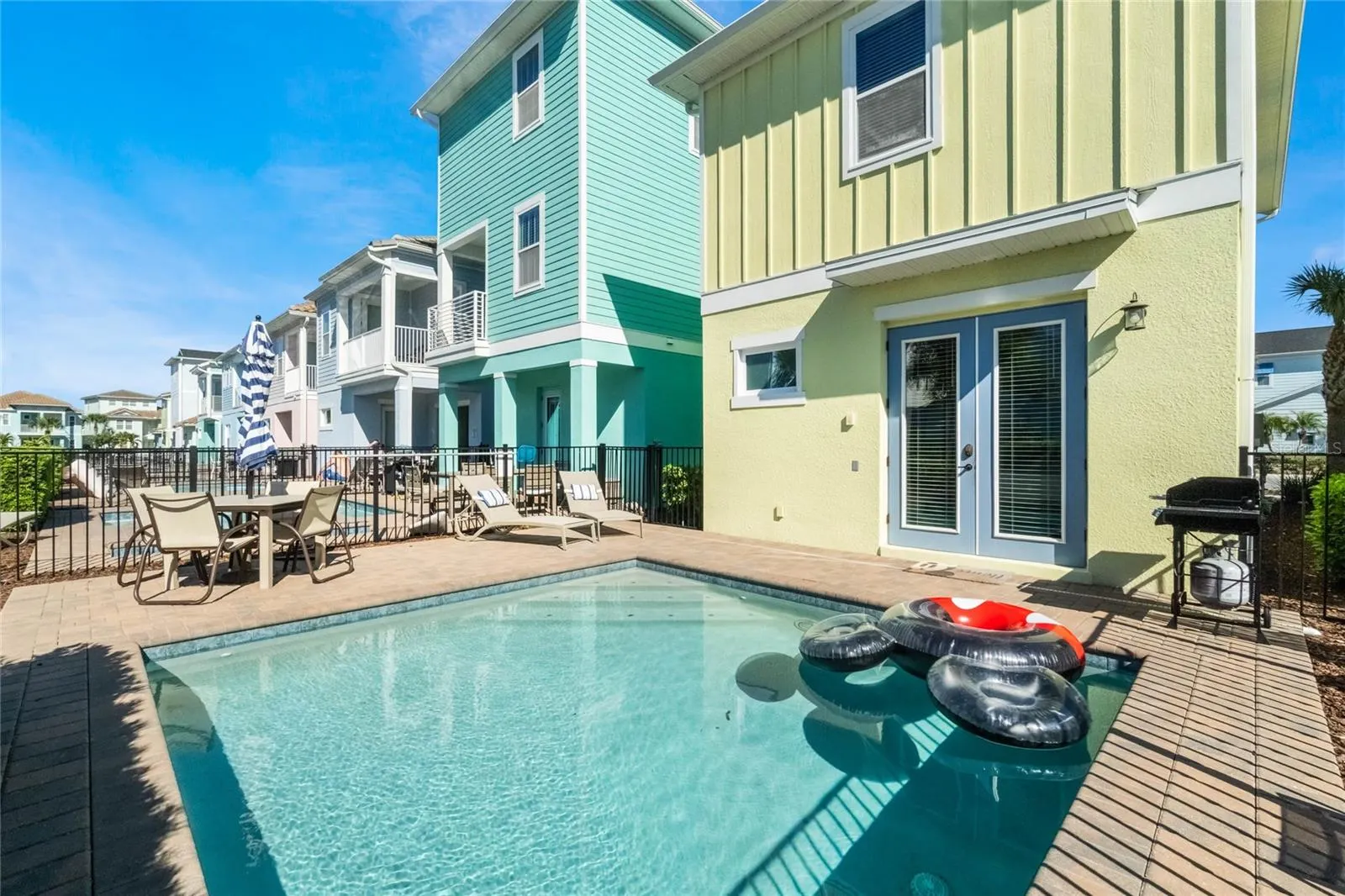 8008 SANDY TOES WAY