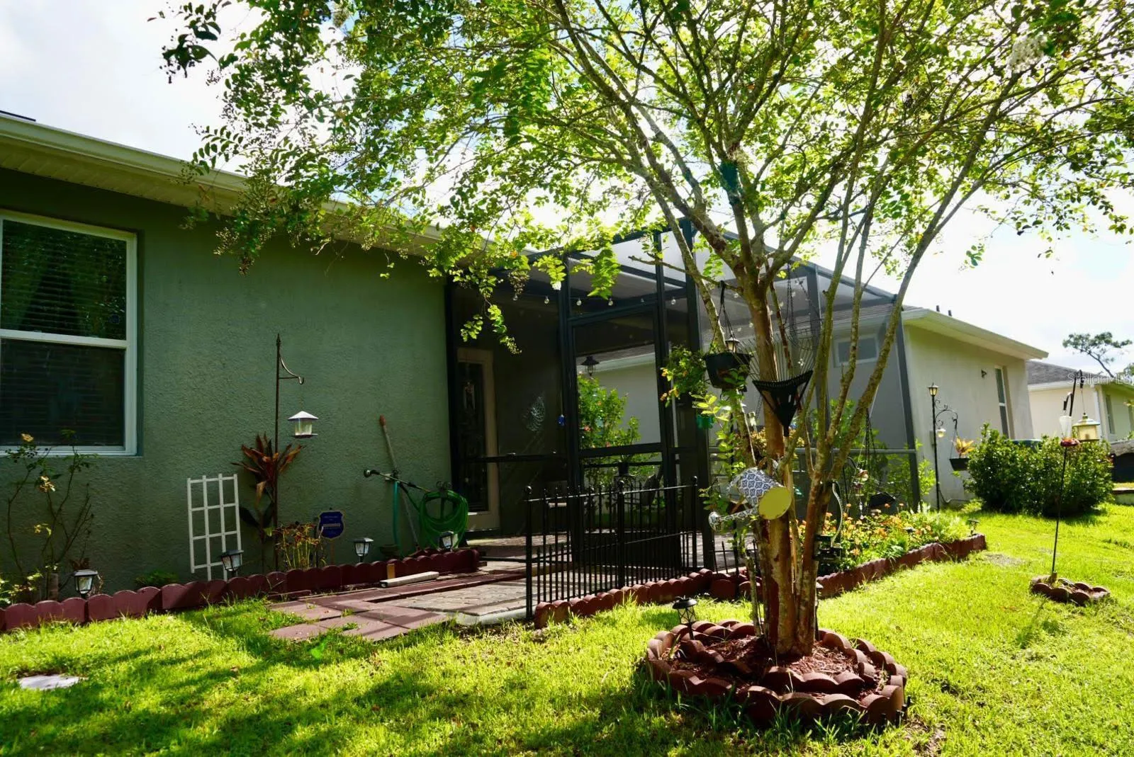 3251 STRATTON CIR