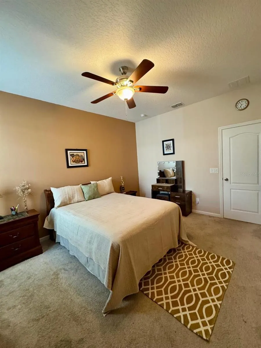 3251 STRATTON CIR