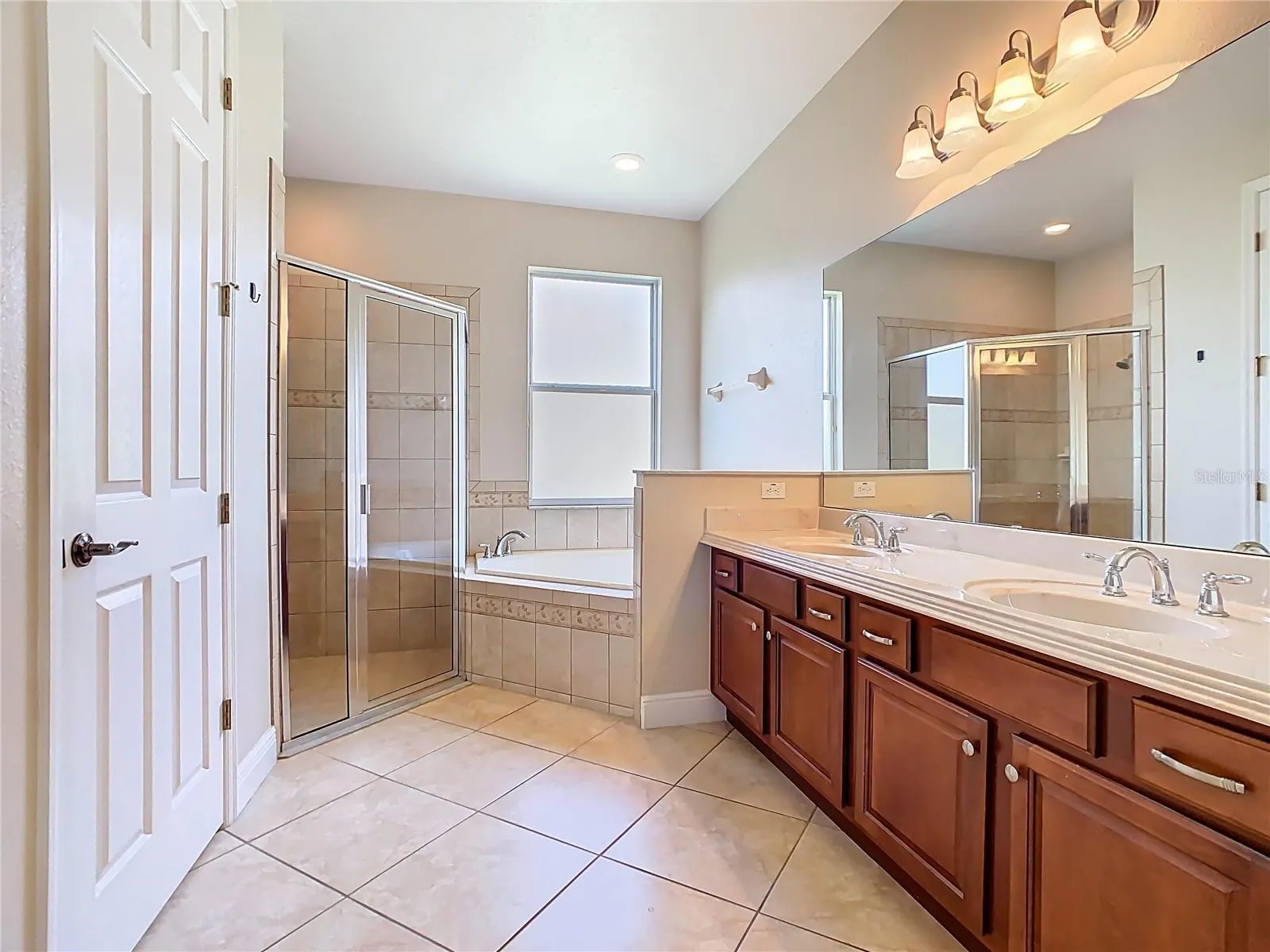 3811 GOLDEN KNOT DR
