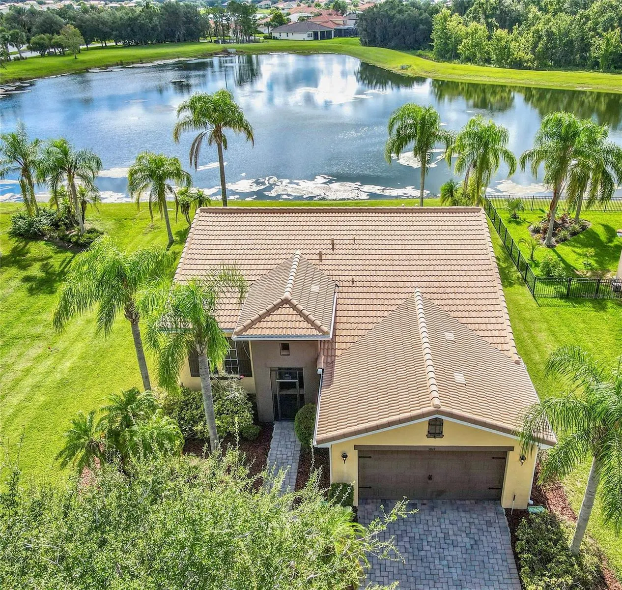 3811 GOLDEN KNOT DR