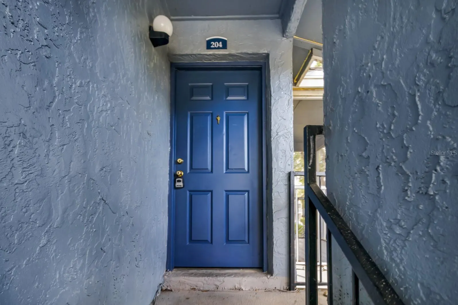 3827 BAY CLUB CIR #204, #204