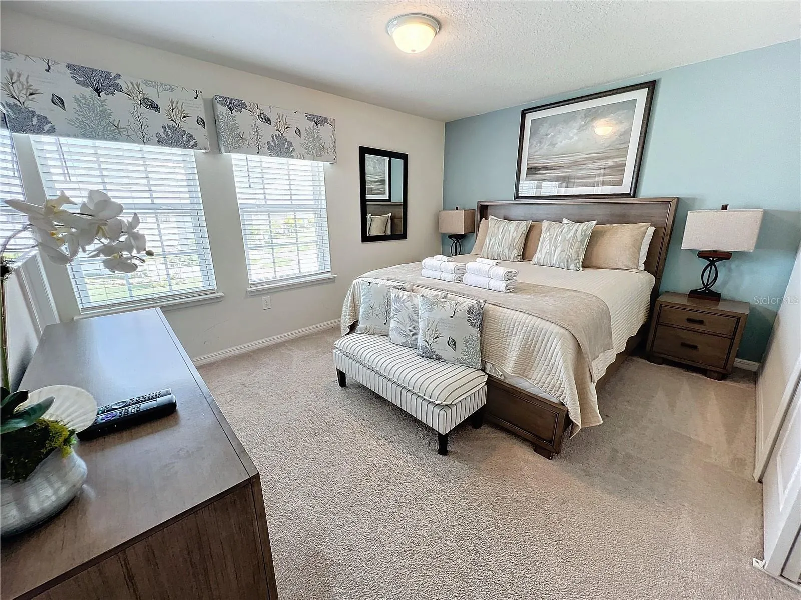 2290 LELANI CIR