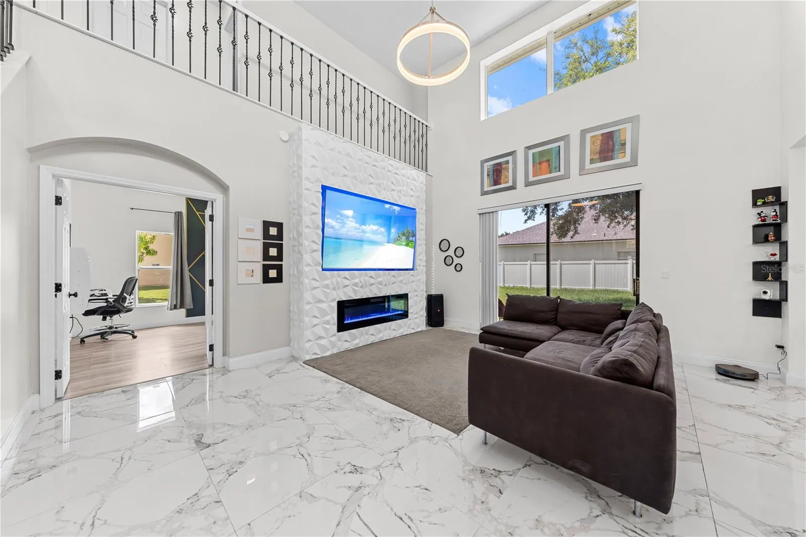 4301 PRESIDIO WAY