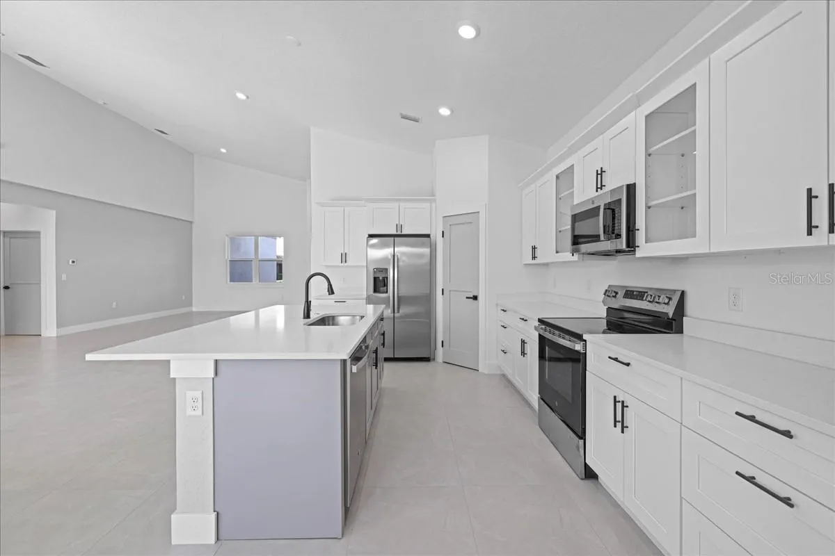 8181 TECUMSEH CIR