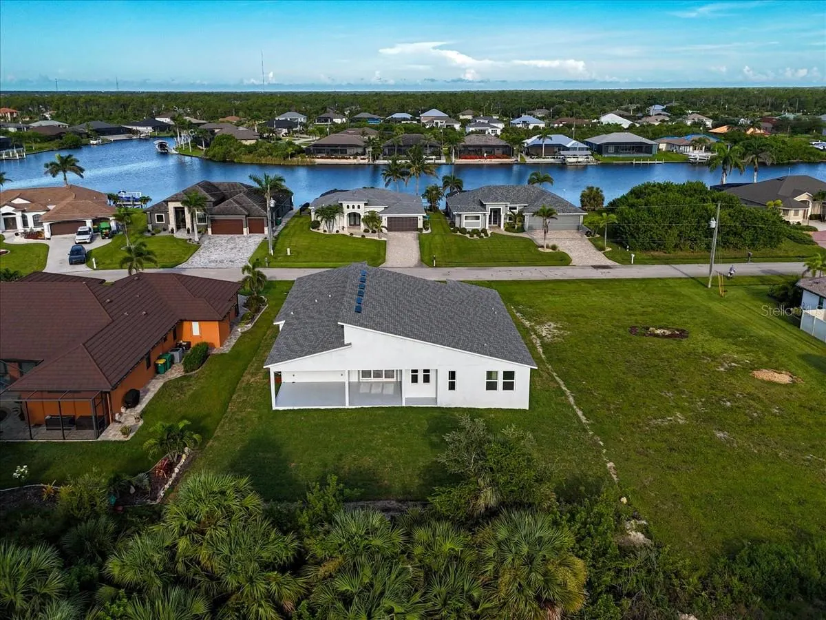8181 TECUMSEH CIR