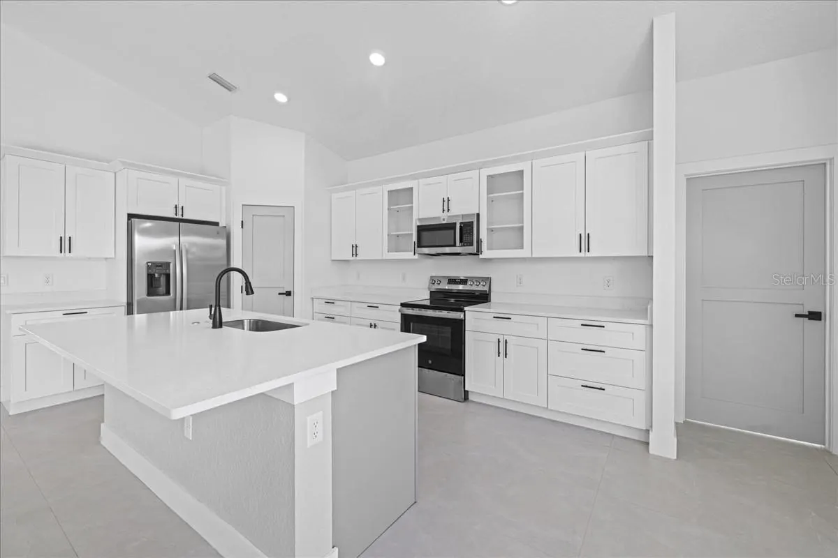 8181 TECUMSEH CIR