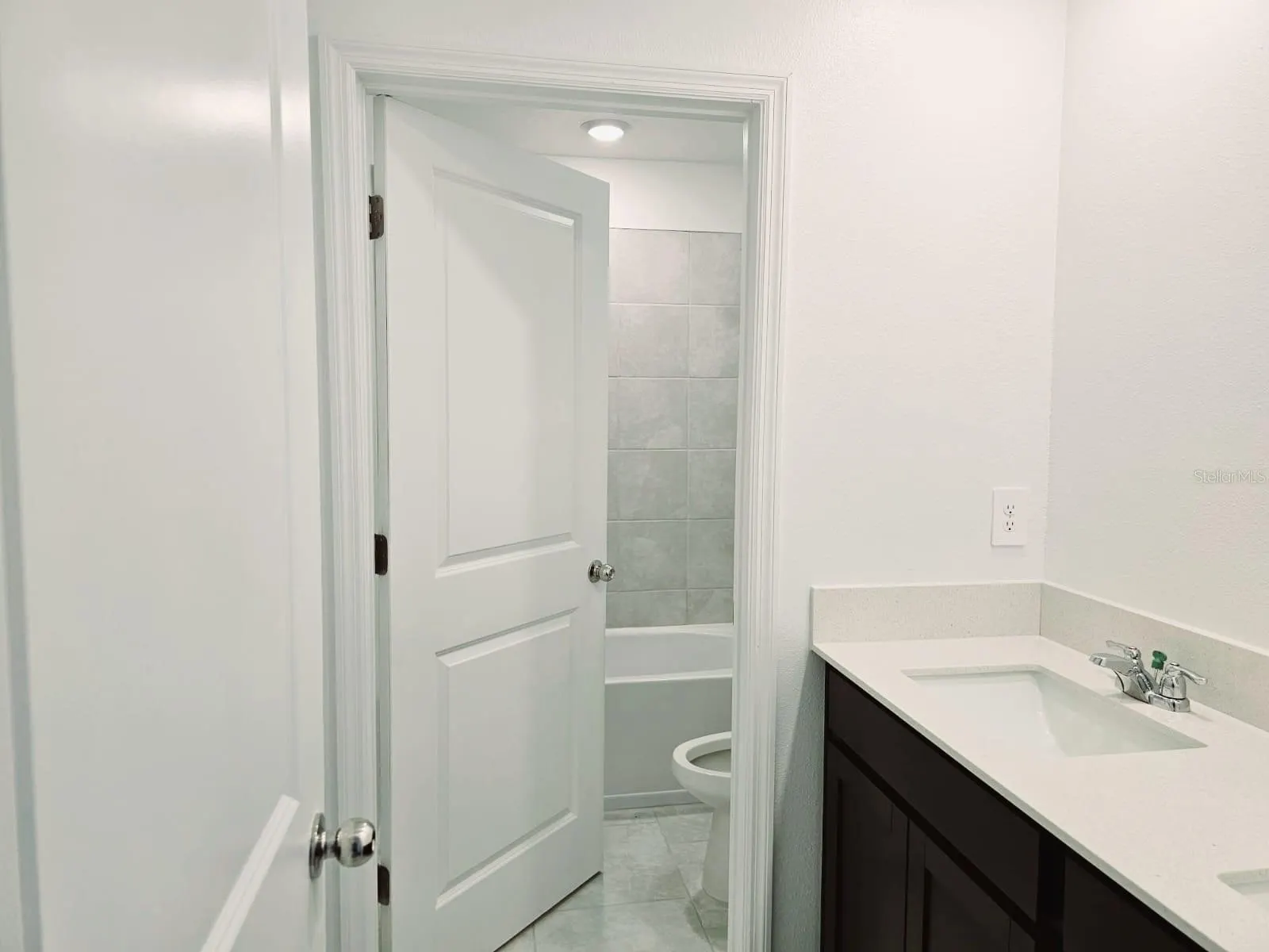1454 AUSTIN