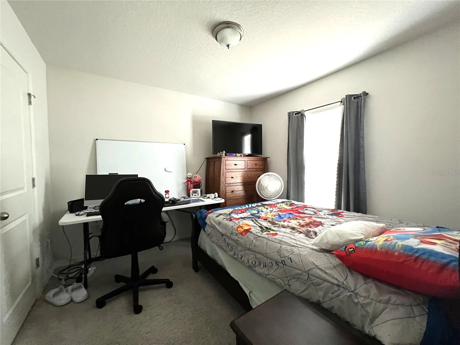 305 CAMELLIA CT