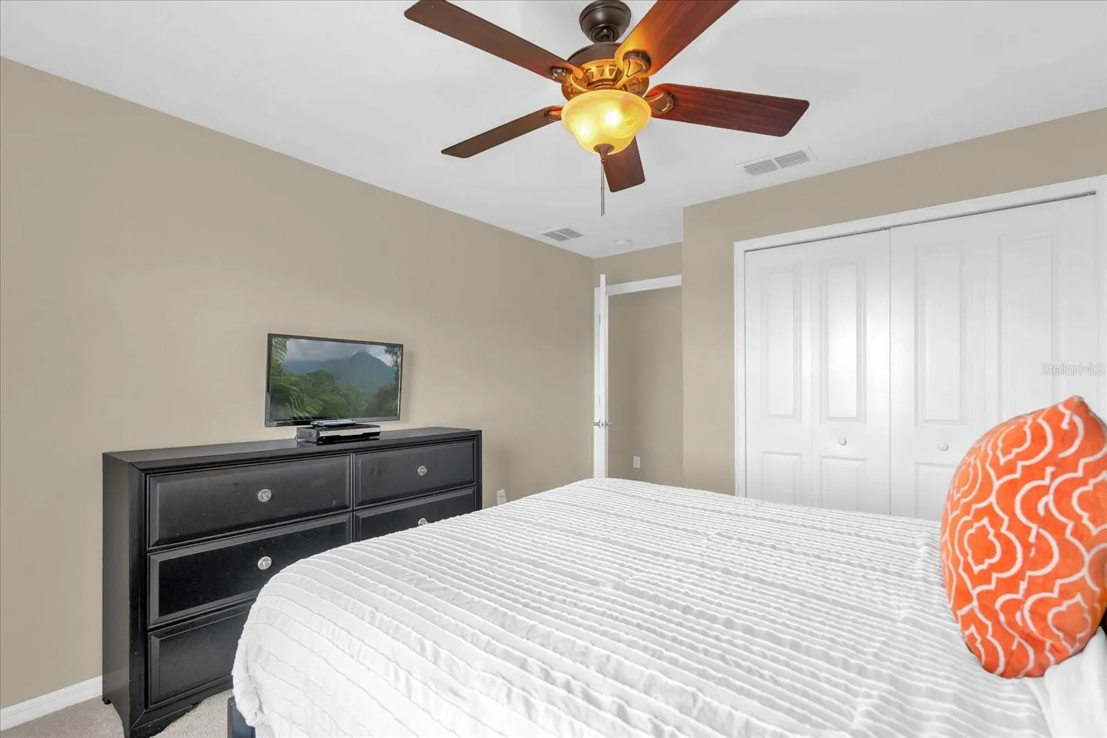 4796 CLOCK TOWER DR