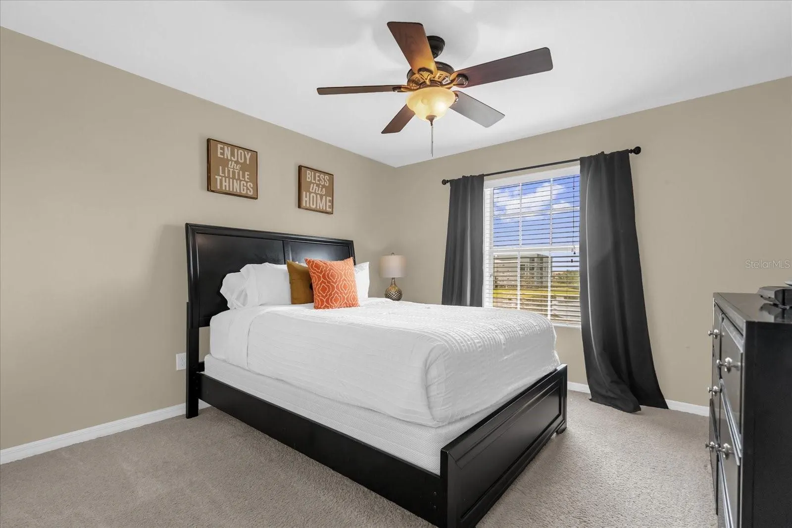 4796 CLOCK TOWER DR