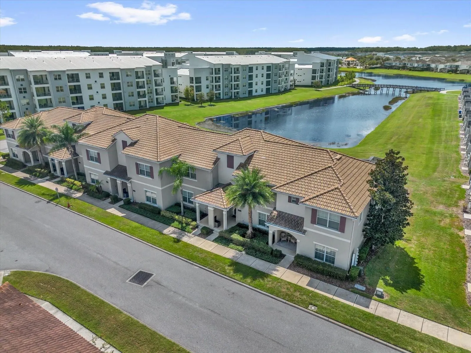 4796 CLOCK TOWER DR