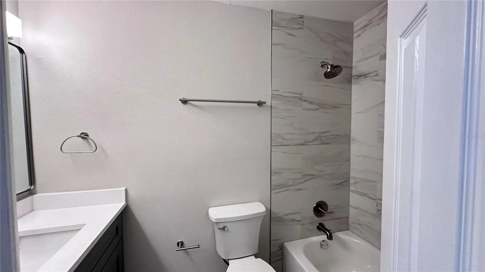 3016 PARKWAY BLVD #101, #101