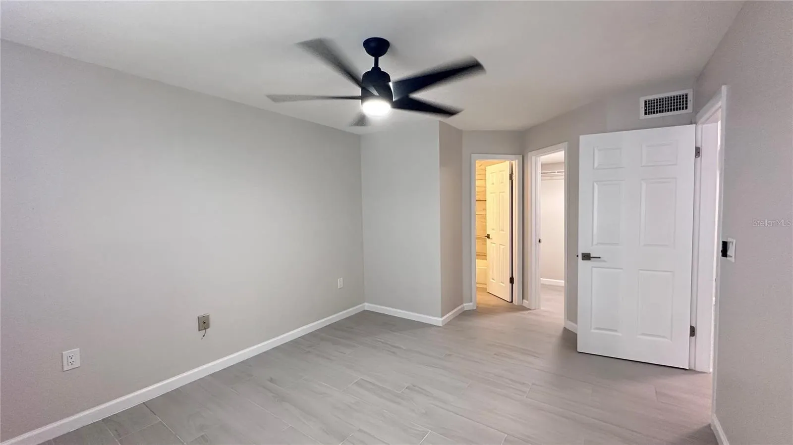 3016 PARKWAY BLVD #101, #101