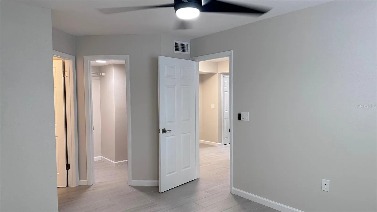 3016 PARKWAY BLVD #101, #101