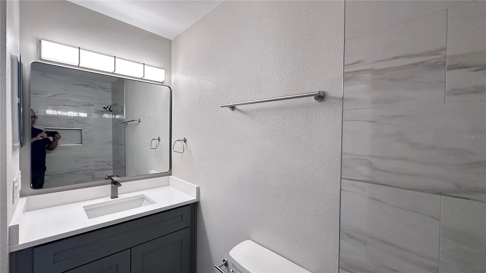 3016 PARKWAY BLVD #101, #101
