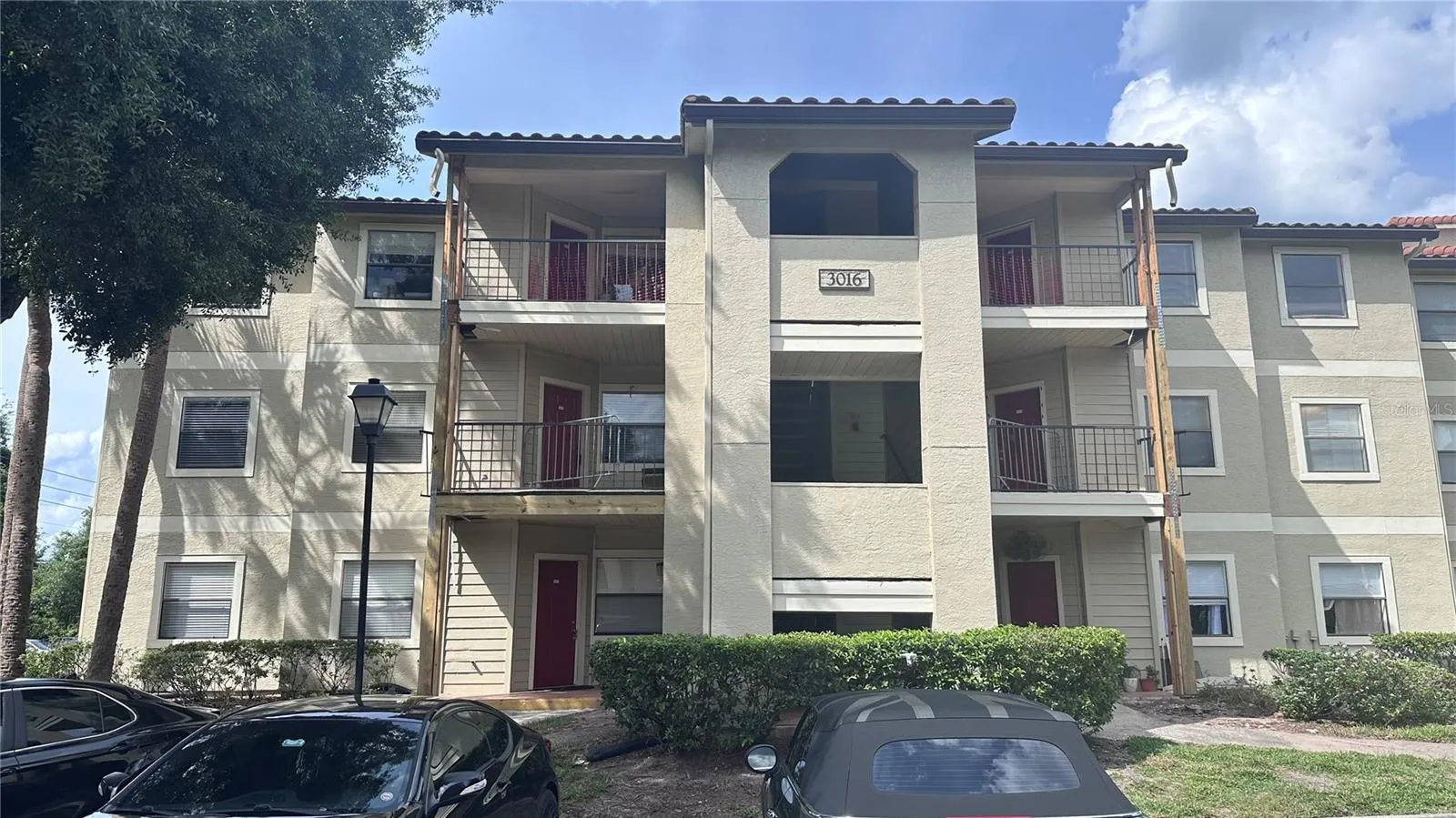 3016 PARKWAY BLVD #101, #101