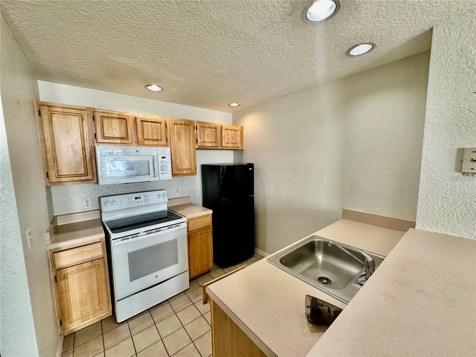 4019 VENETIAN BAY DR #105, #105