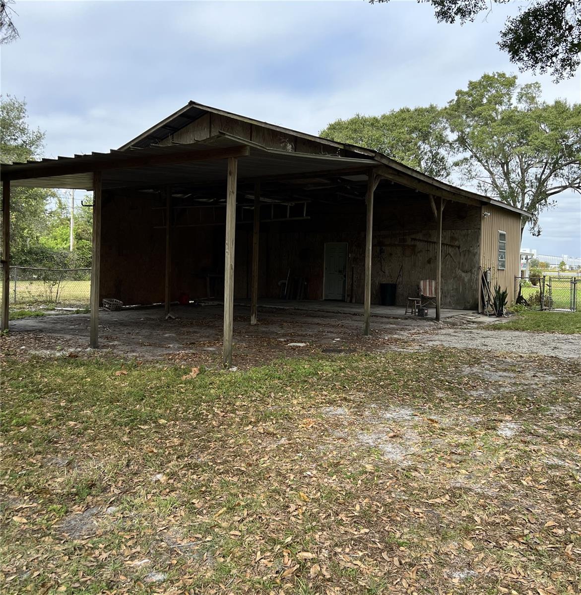 8105 STATE ROAD 33 N