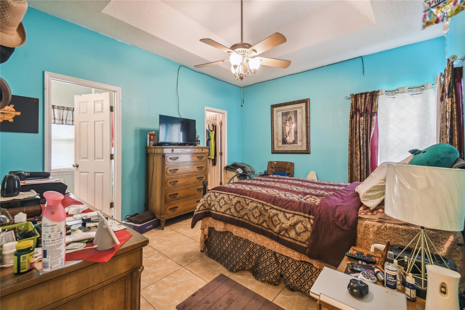 2703 PEARL CT