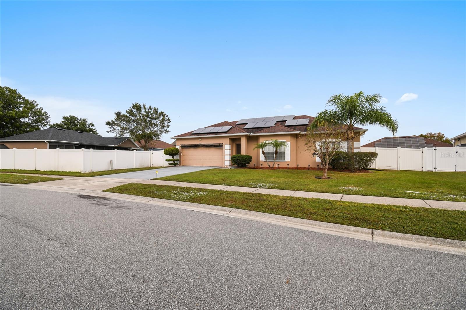 2703 PEARL CT