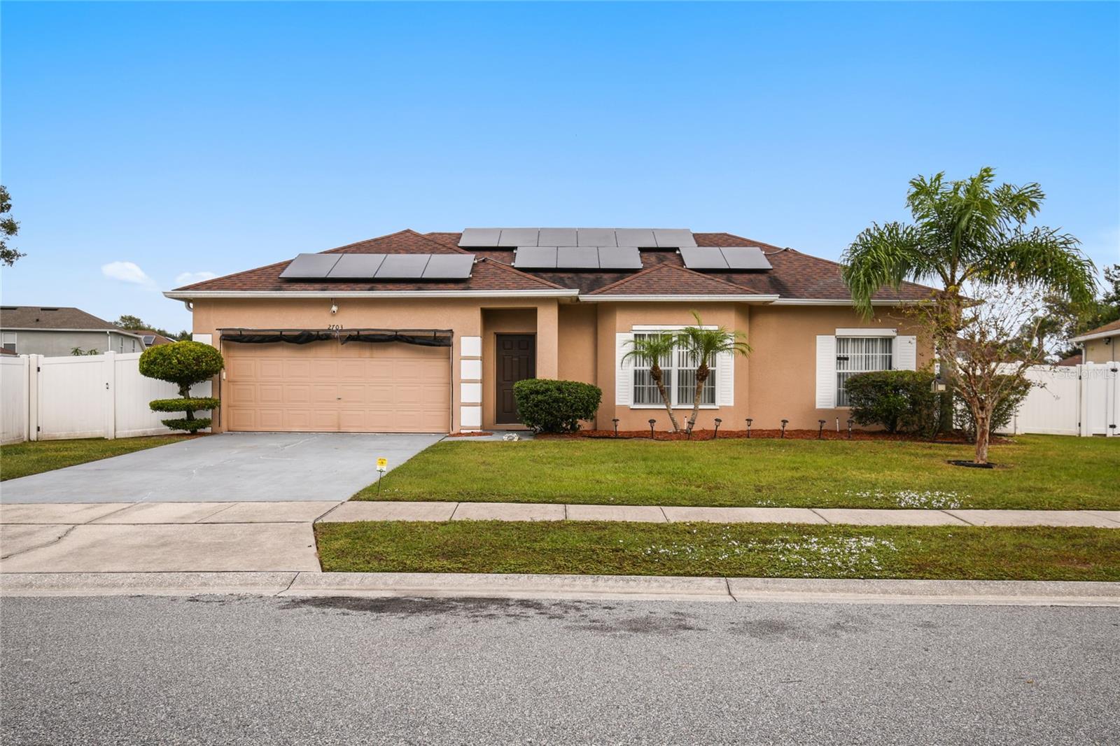 2703 PEARL CT