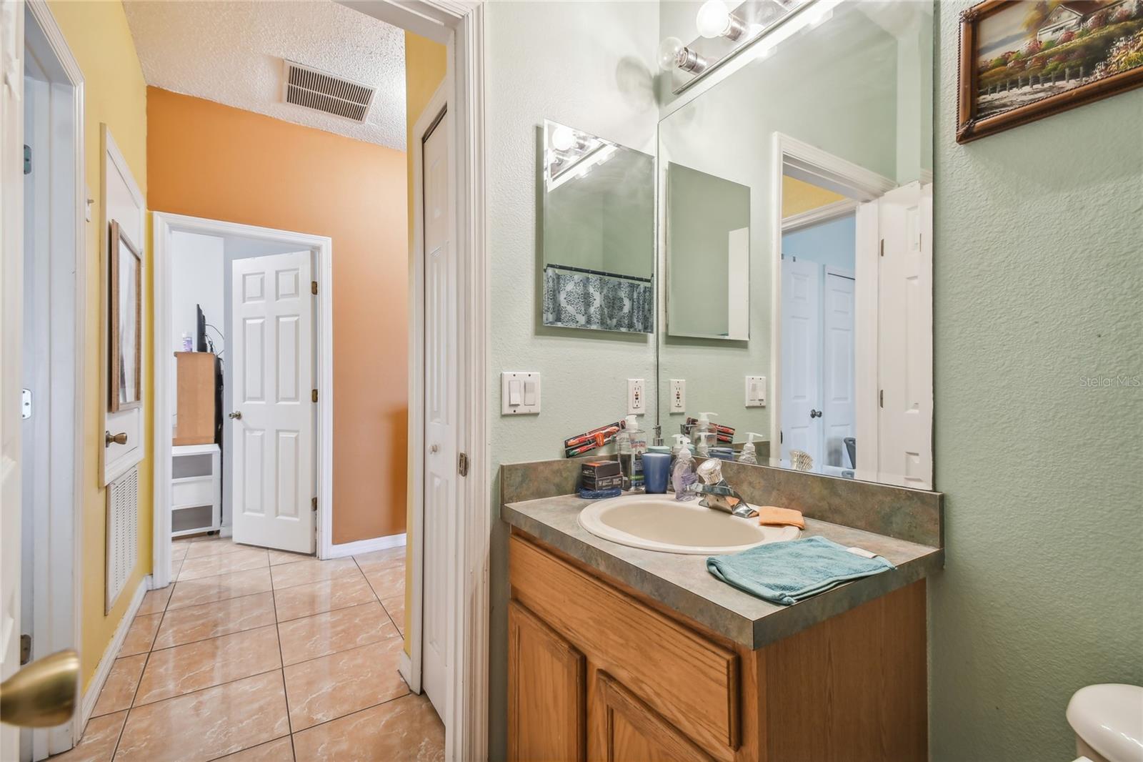 2703 PEARL CT