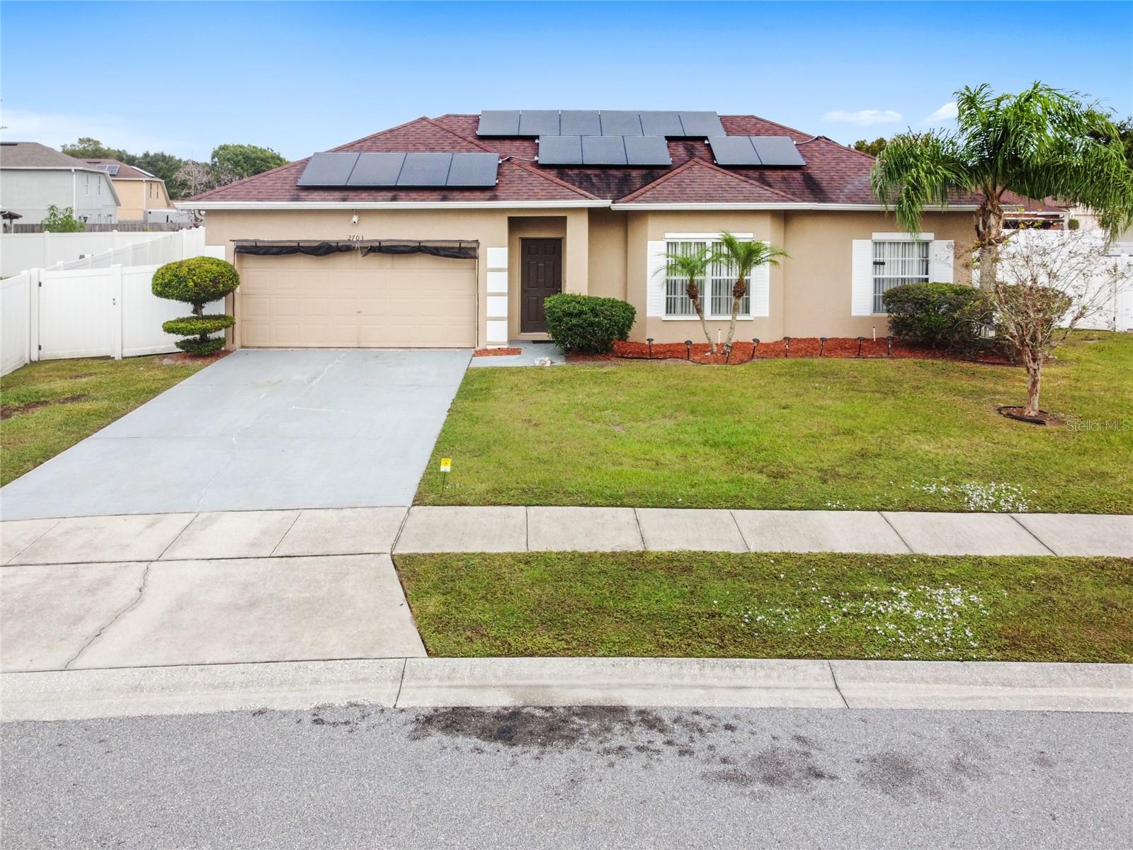 2703 PEARL CT