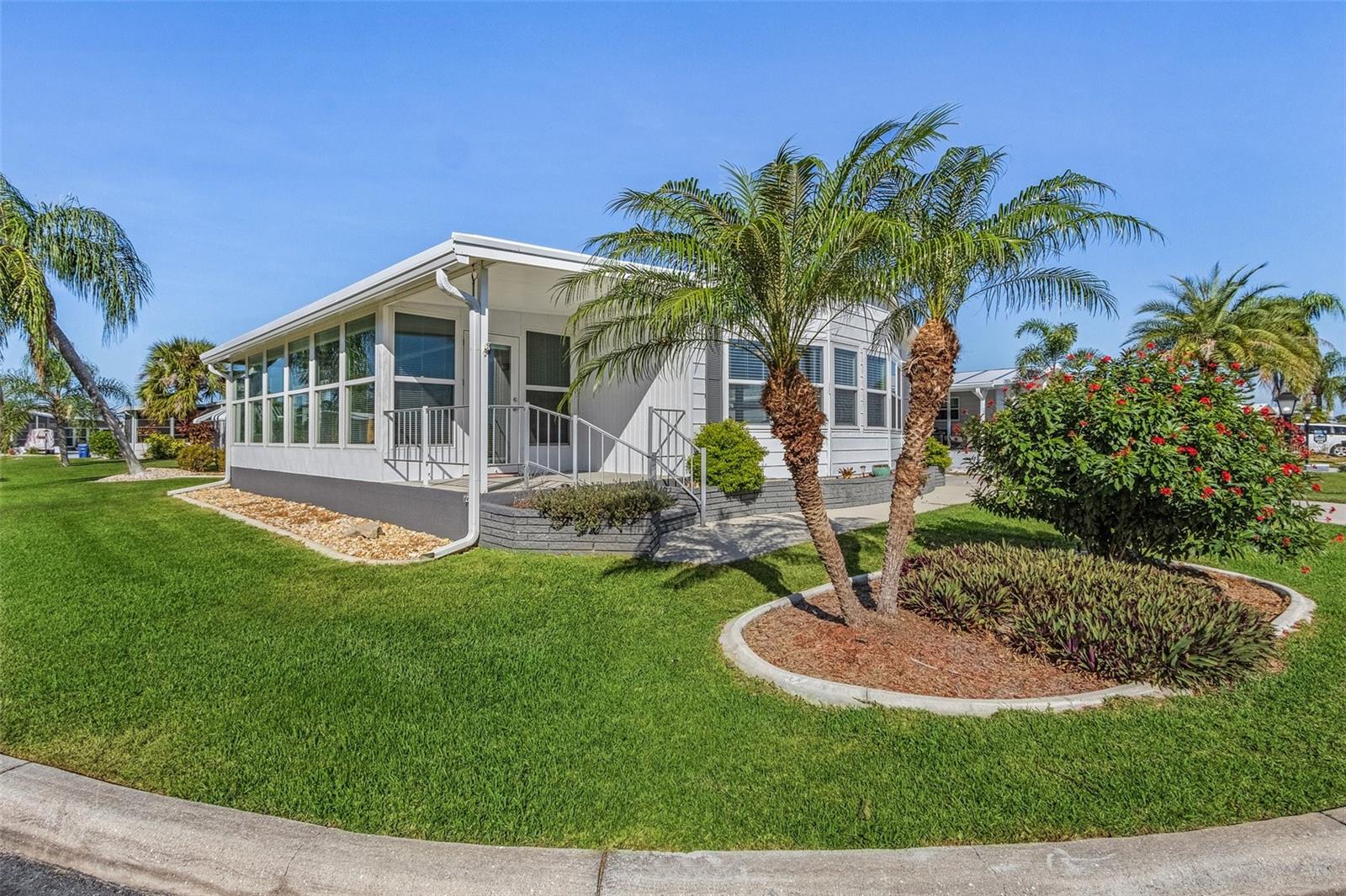 426 VILLA NUEVA CIR