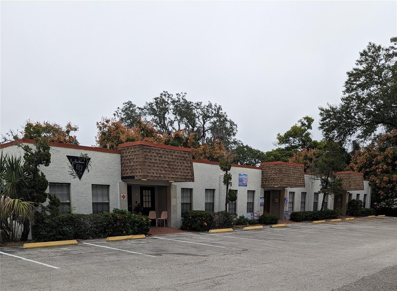 131 N MOON AVE