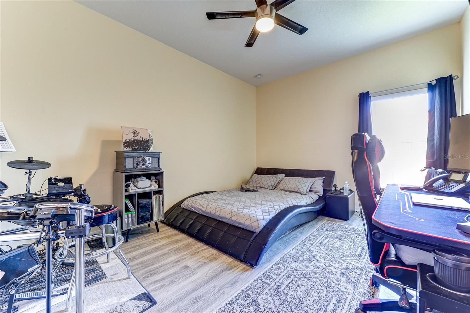 2121 MAJESTIC EAGLE PL