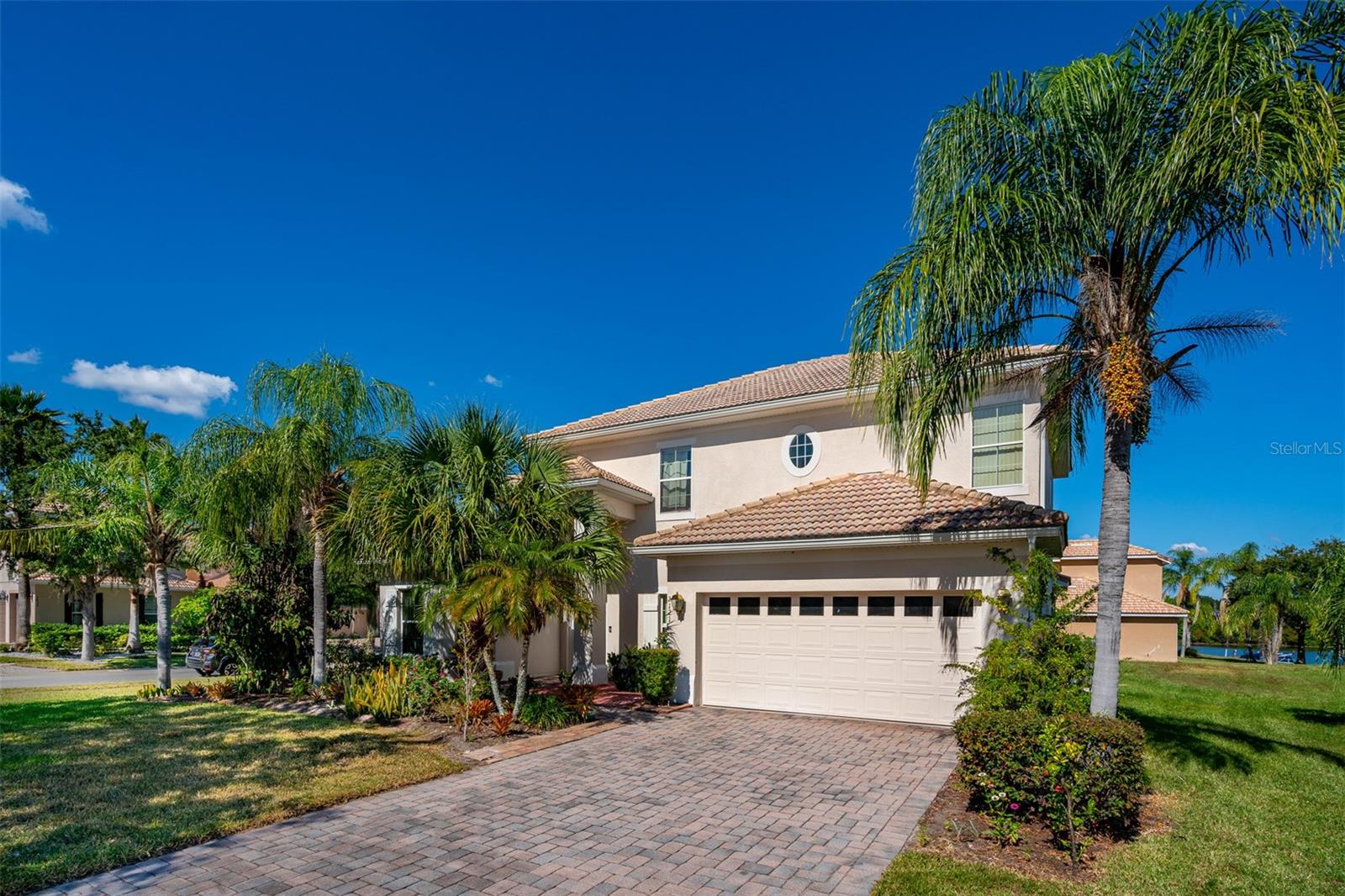 2121 MAJESTIC EAGLE PL