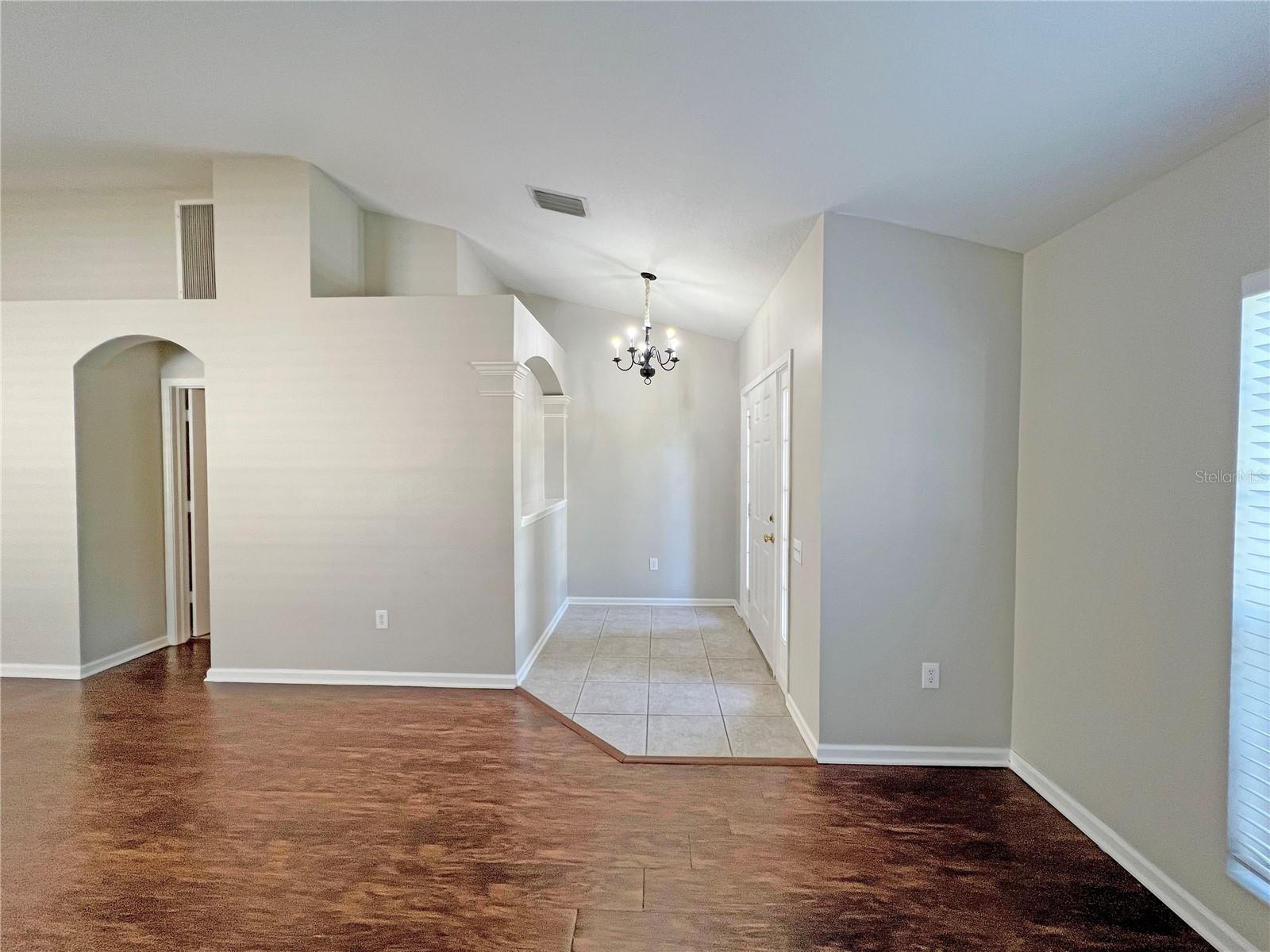 25120 LEXINGTON OAKS BLVD
