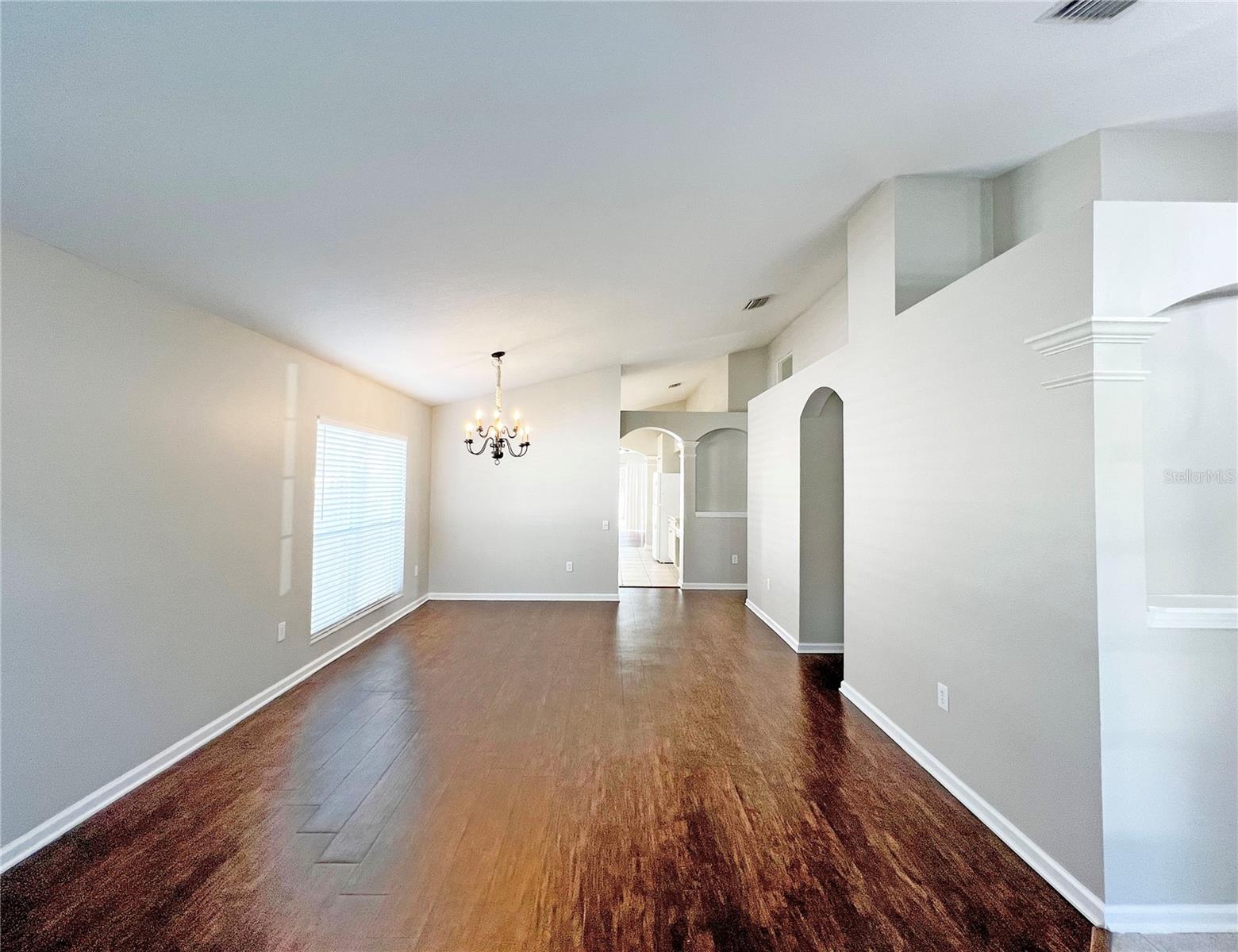 25120 LEXINGTON OAKS BLVD