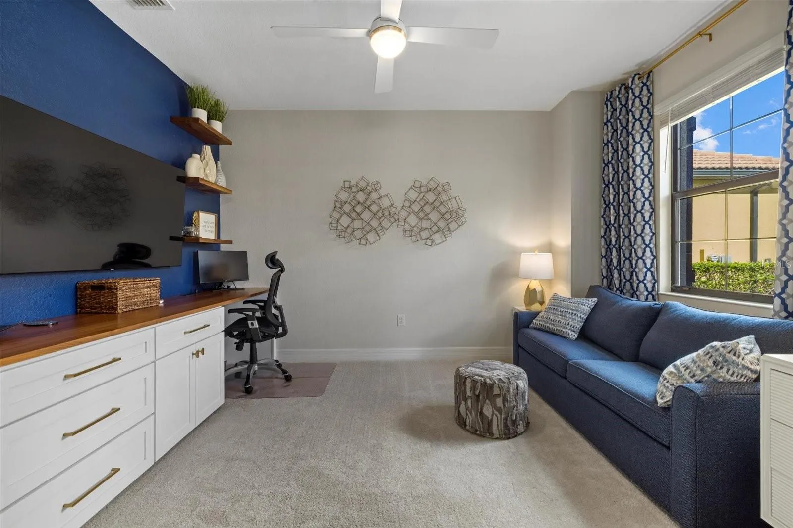 23503 WAVERLY CIR