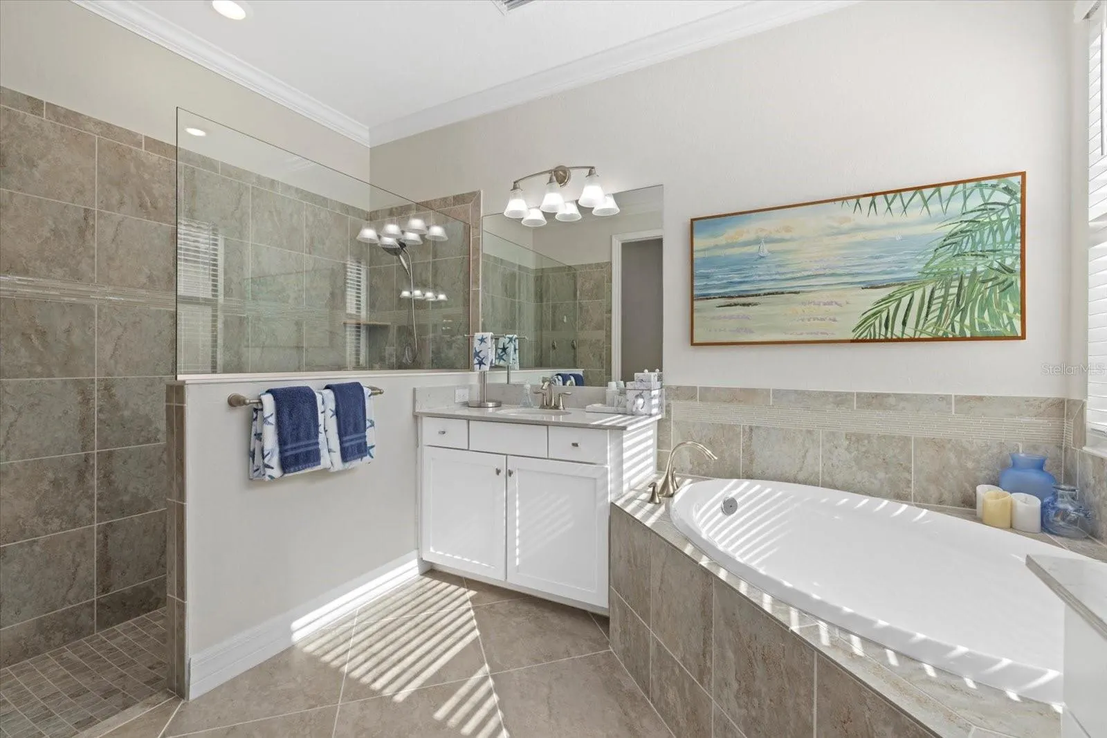 23503 WAVERLY CIR