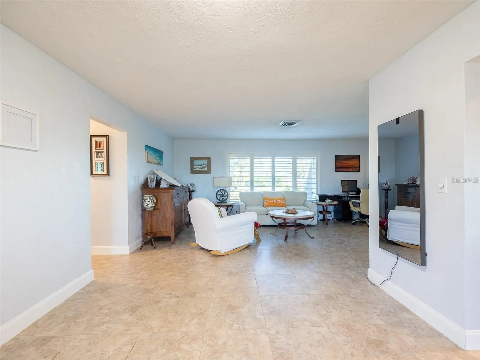 1290 CAMBRIDGE DR