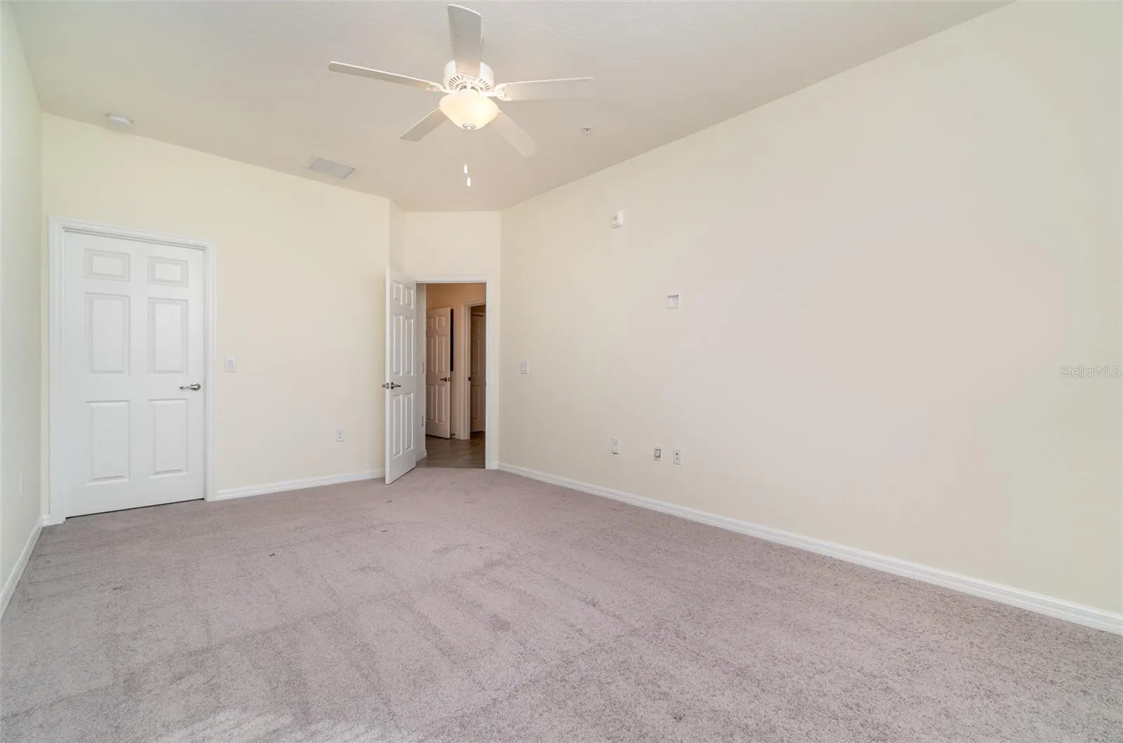 10800 TARFLOWER DR #202, #202