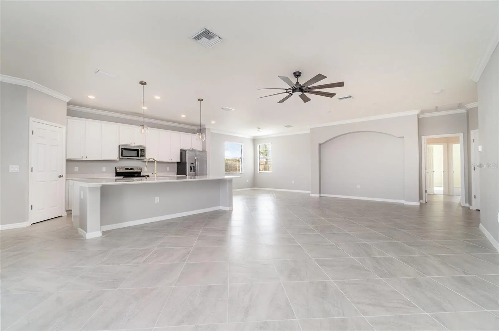 10800 TARFLOWER DR #202, #202