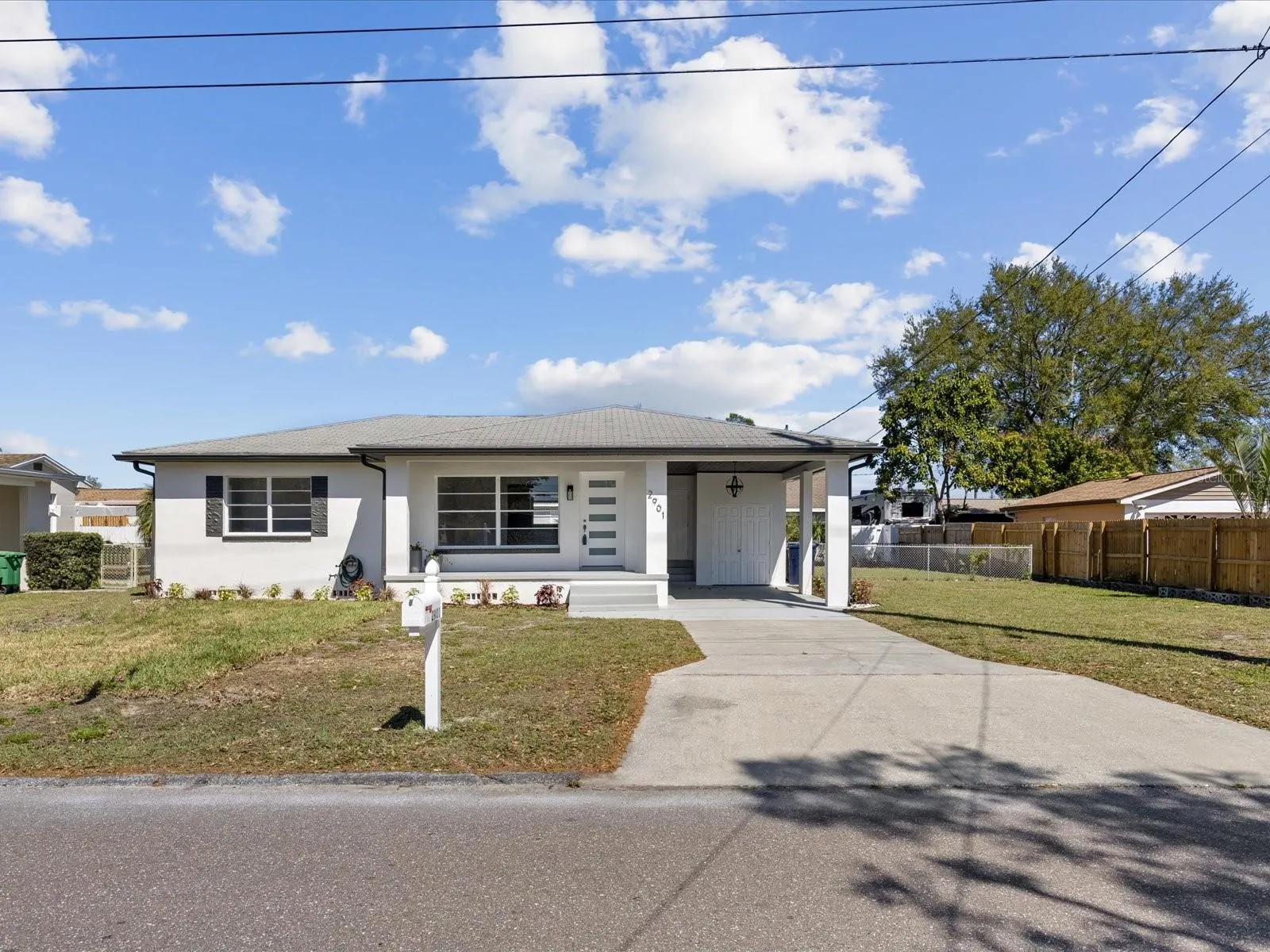 2901 W NASSAU ST