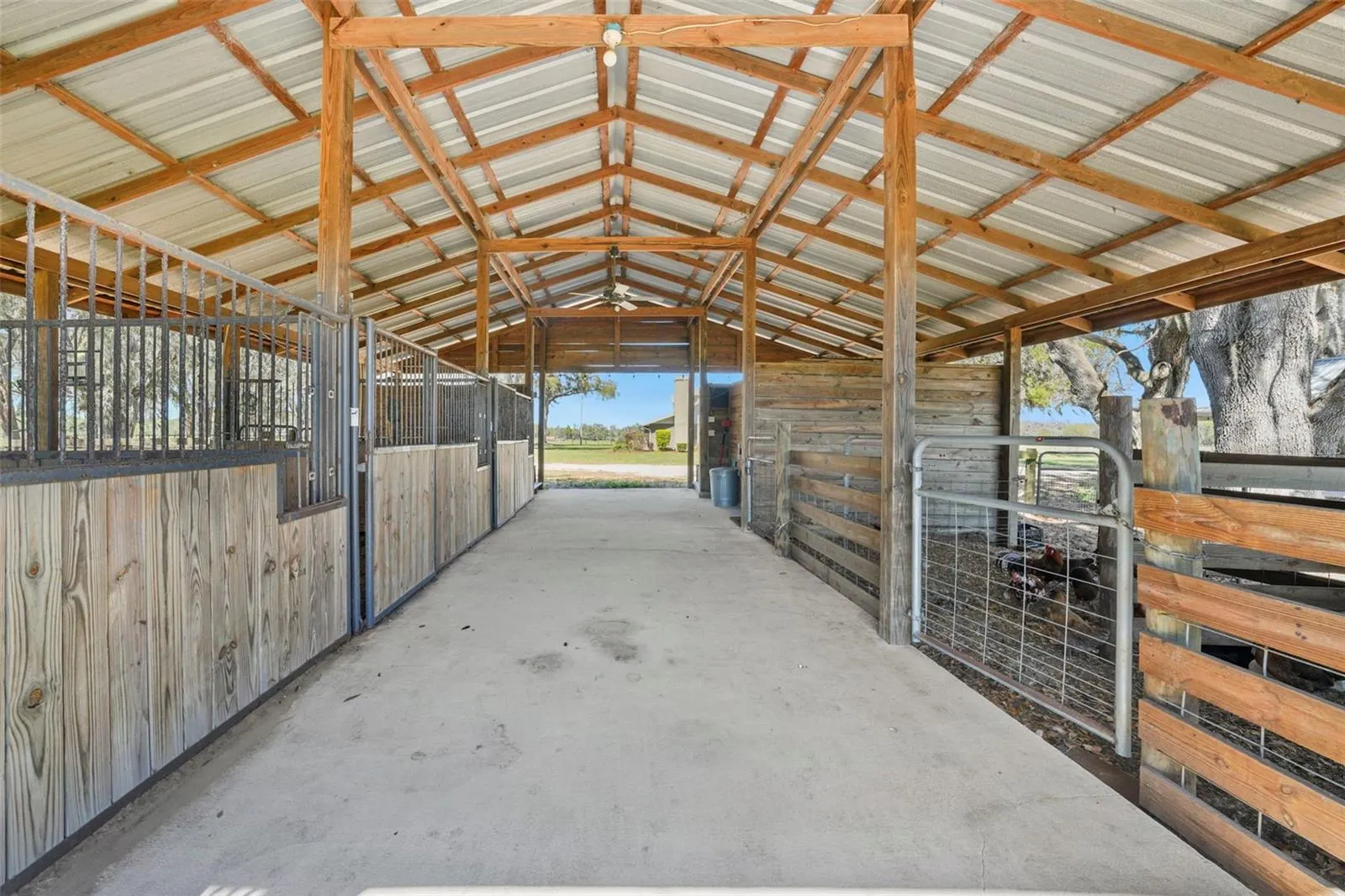 808 OLD WELCOME RD