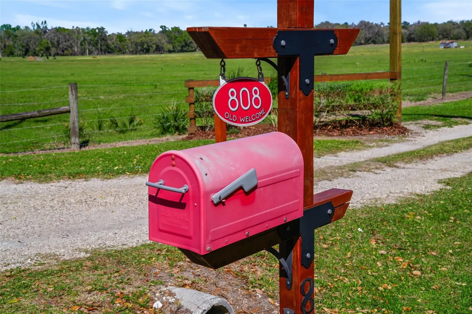 808 OLD WELCOME RD